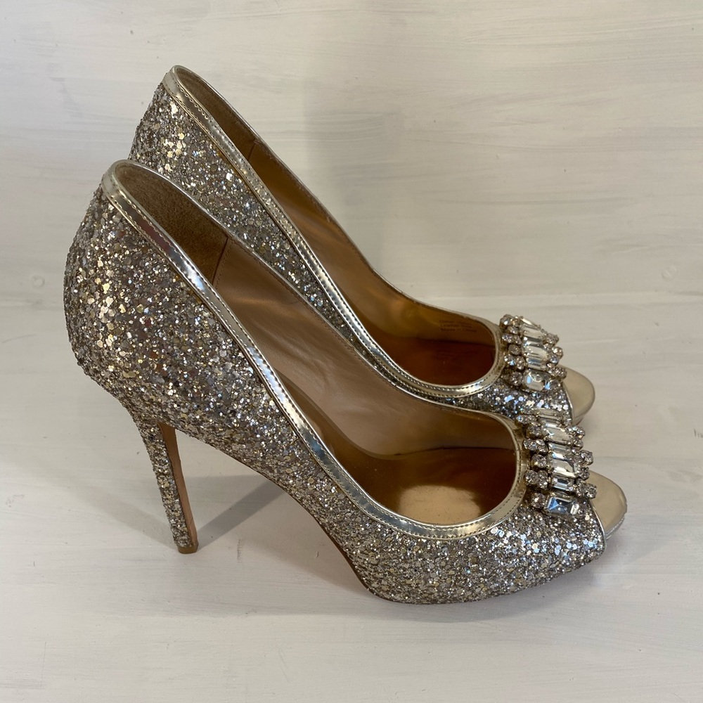 Badgley Mischka size 9 heels pumps